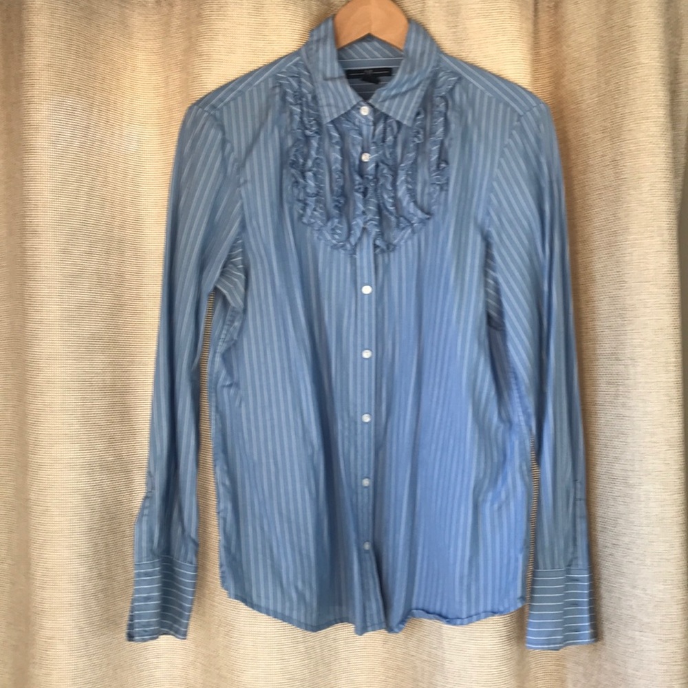 Gap blue and white long sleeve button up shirt